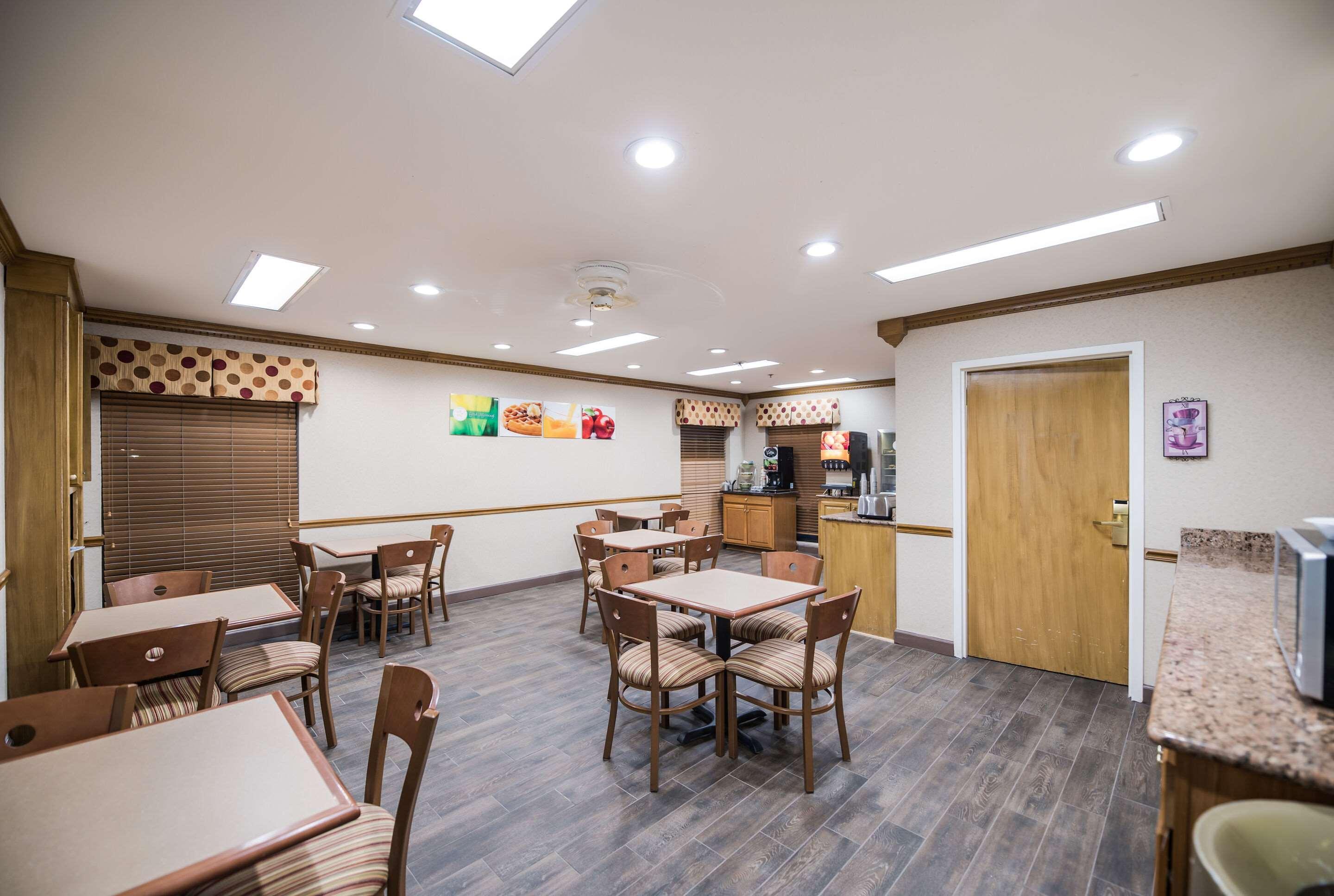 杰克逊维尔凯艺酒店-近小石城空军基地 外观 照片