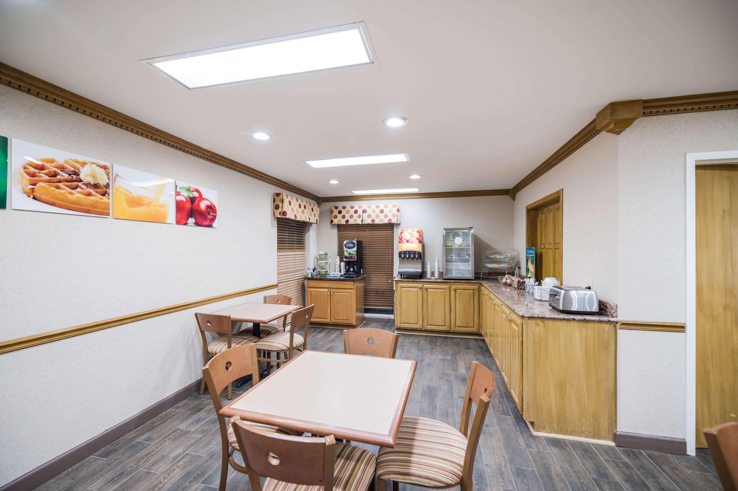 杰克逊维尔凯艺酒店-近小石城空军基地 外观 照片